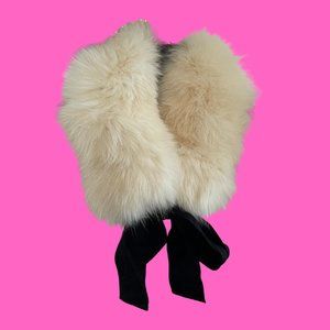 Carolina Herrera White Fur Collar with Ribbon Bow